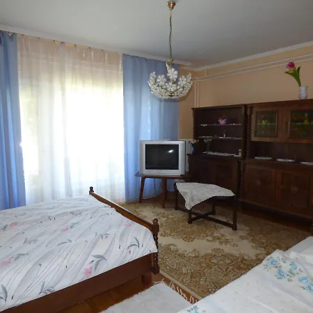 Gyöngyi * Balatonföldvár